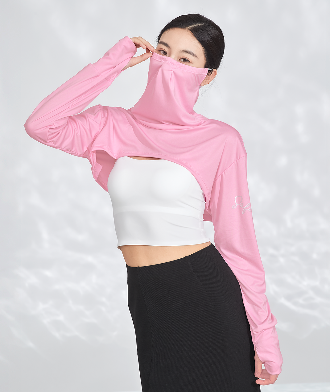 Cropped Long Sleeve with Built-In Face Cover UPF50+