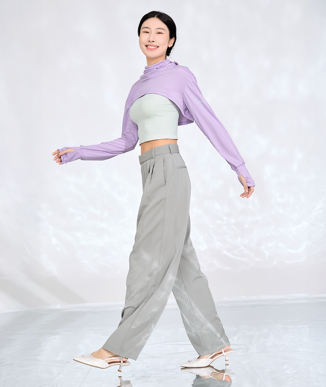 Cropped Long Sleeve with Built-In Face Cover UPF50+